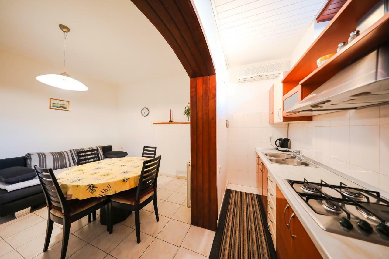 Apartman Antisin ซาดาร์ ภายนอก รูปภาพ